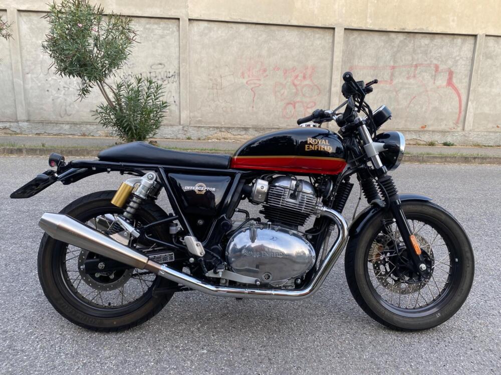 Royal Enfield Interceptor 650 Custom (2020)