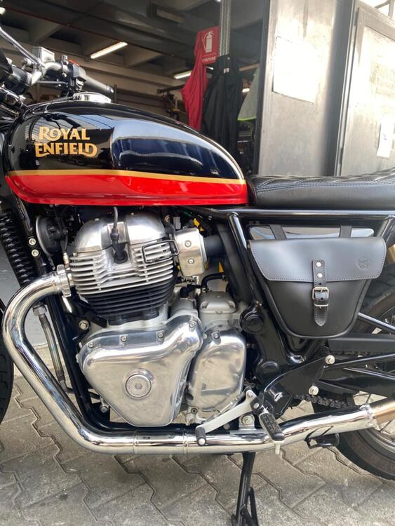 Royal Enfield Interceptor 650 Custom (2020) (5)