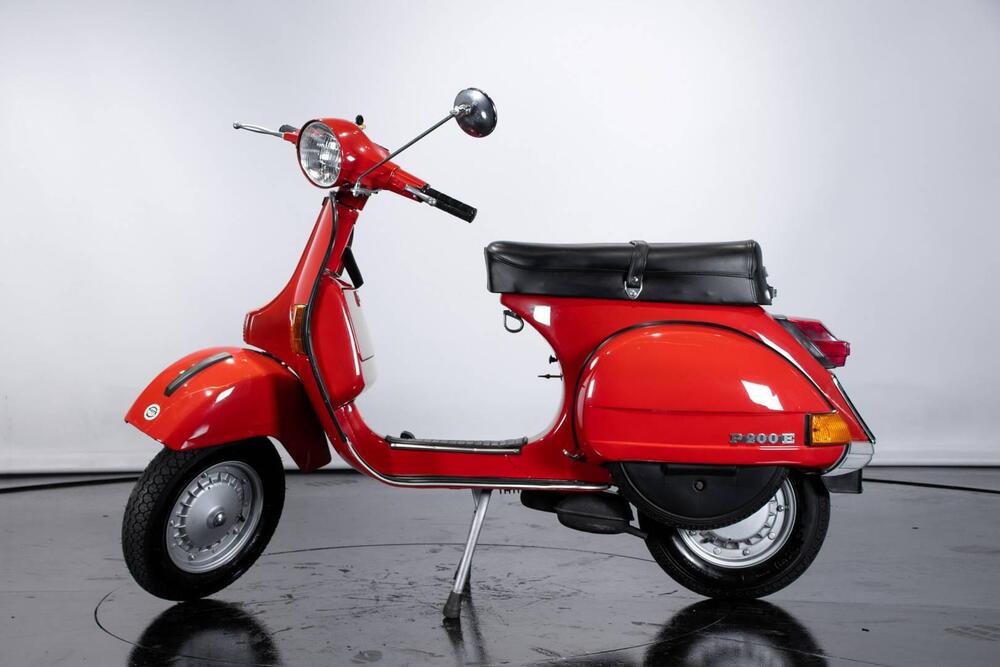 Piaggio Vespa P 200 E