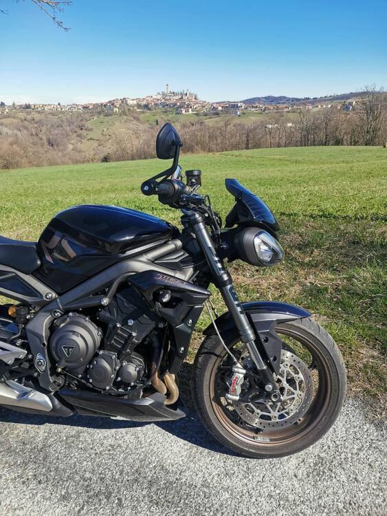 Triumph Street Triple RS (2020 - 22) (2)