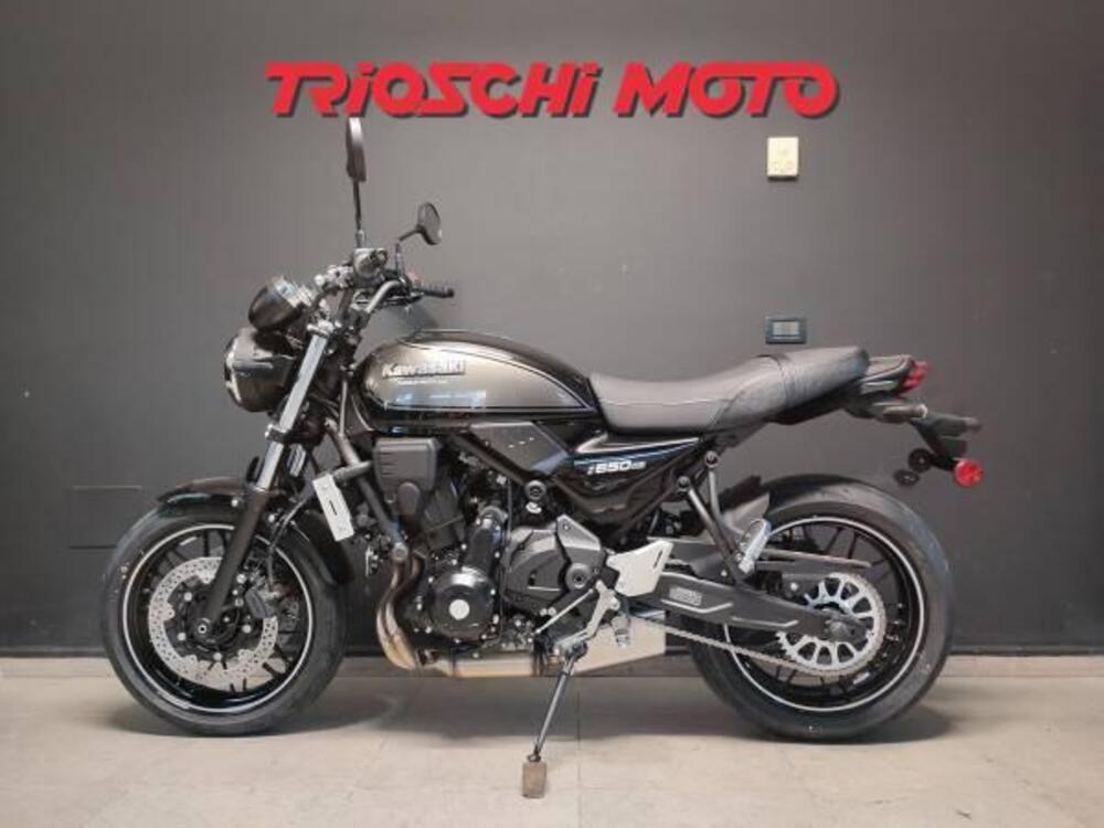 Kawasaki Z 650 RS (2022 - 25) (2)