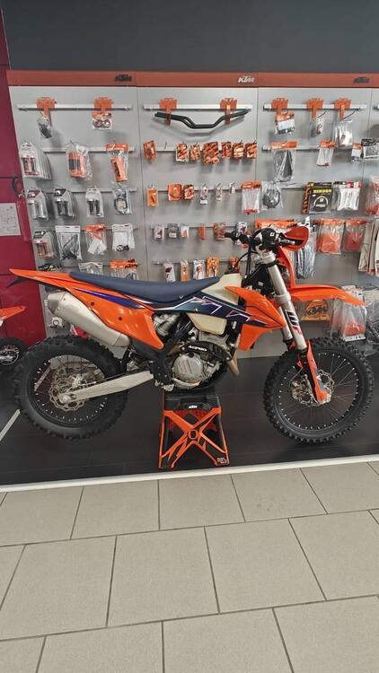 KTM EXC 250 F (2022) (2)