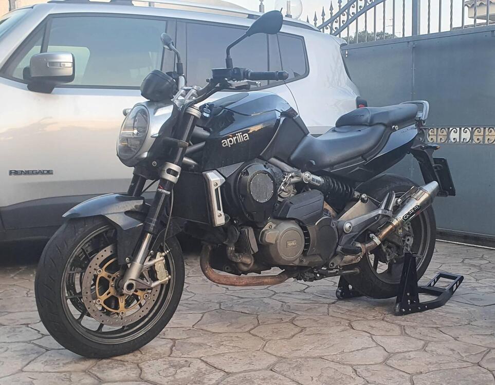 Aprilia Mana 850