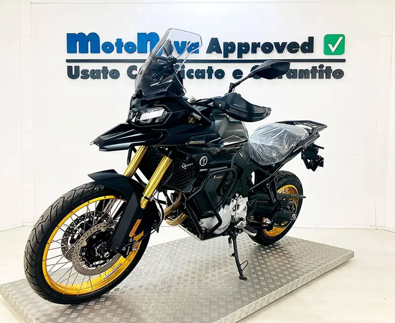 Voge Valico 900DSX (2024 - 26)