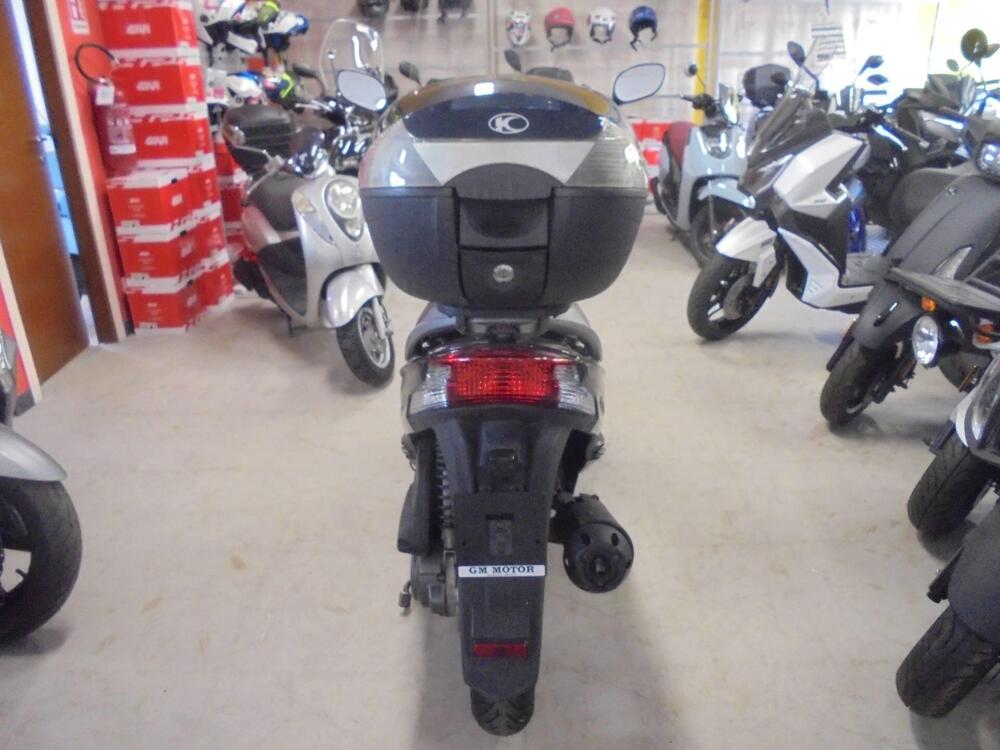 Kymco Agility 50 R16 + (2021 - 24) (4)