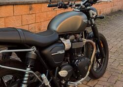 Triumph Street Twin 900 (2019 - 20) usata