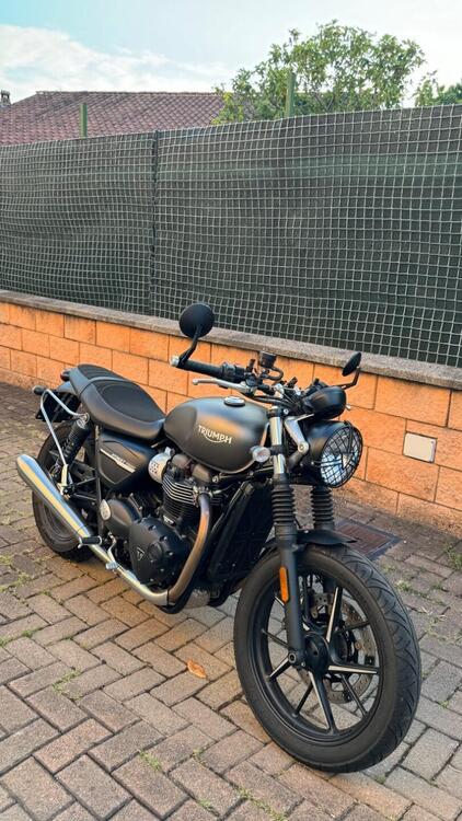 Triumph Street Twin 900 (2019 - 20) (2)