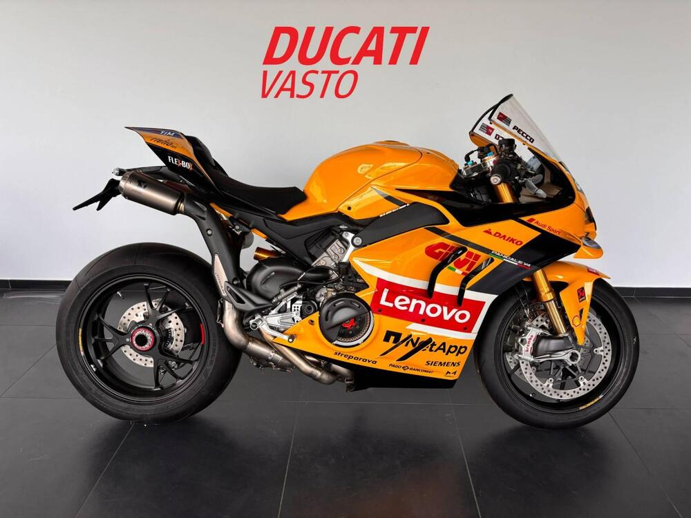 Ducati Panigale V4 Bagnaia 2022 World Champion Replica (2023)