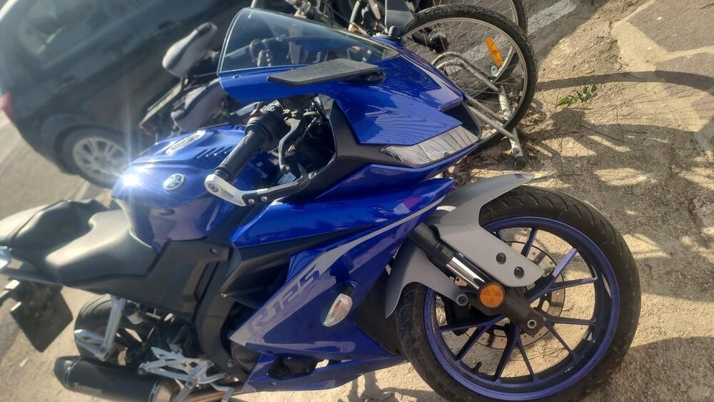 Yamaha YZF R125 (2021 - 22) (2)