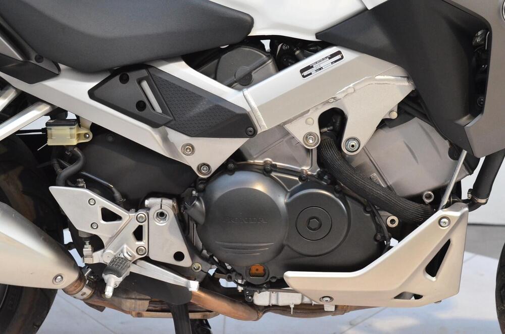 Honda Crossrunner ABS (2015 - 16) (3)