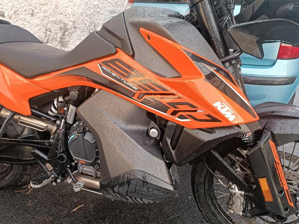 KTM 890 Adventure (2022) (4)