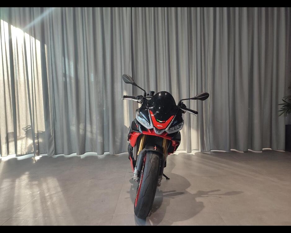 Aprilia Tuono 1100 V4 Factory (2021 - 24) (3)