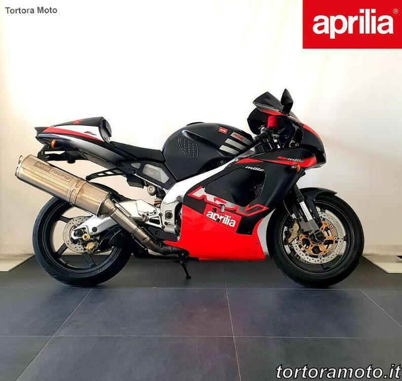 Aprilia RSV 1000 (2002) (2)