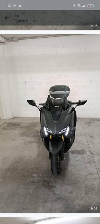 Yamaha T-Max 560 Tech Max (2021)