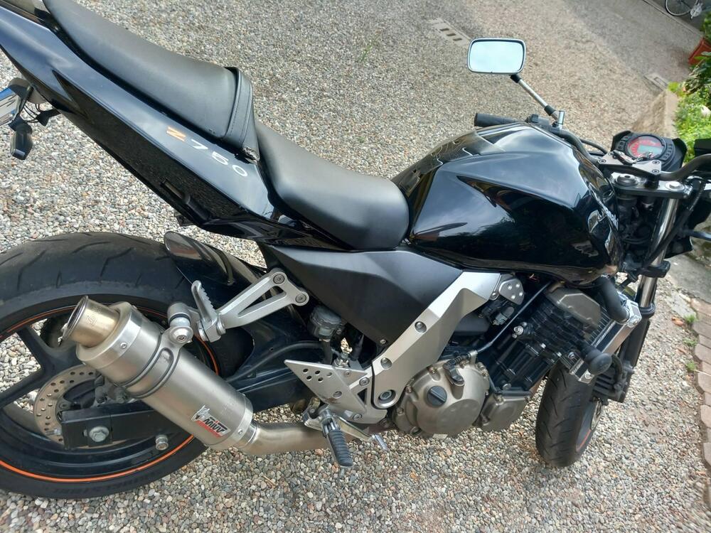 Kawasaki Z 750 (2003 - 06) (3)