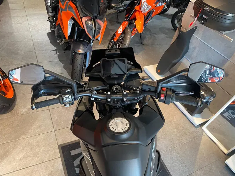 KTM 890 SMT (2023 - 25) (4)