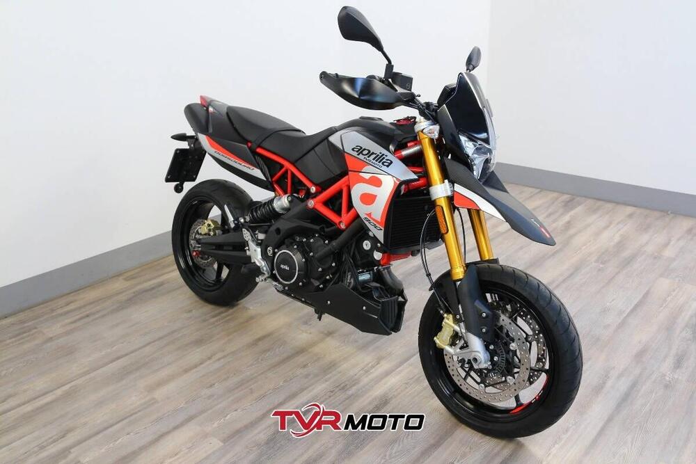 Aprilia Dorsoduro 900 (2017 - 20)