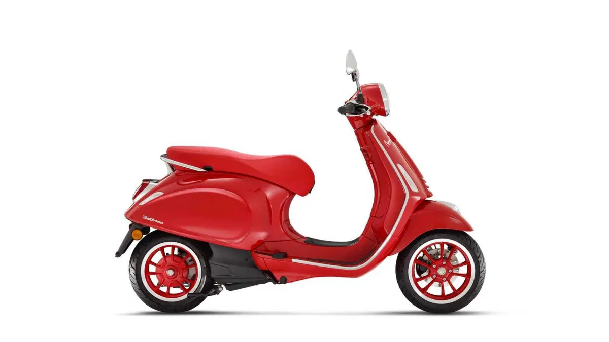 Vespa Vespa Elettrica Vespa Elettrica 70 Red (2022 - 24) (2)