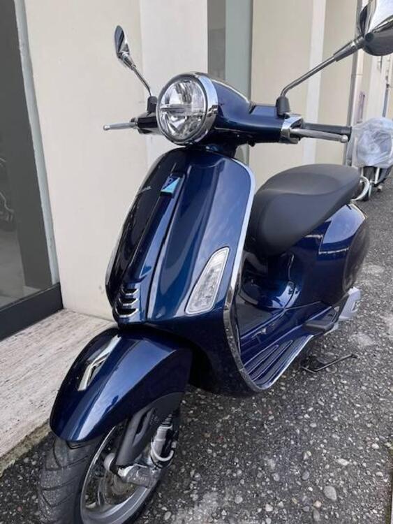 Vespa Primavera 150 (2024) (2)