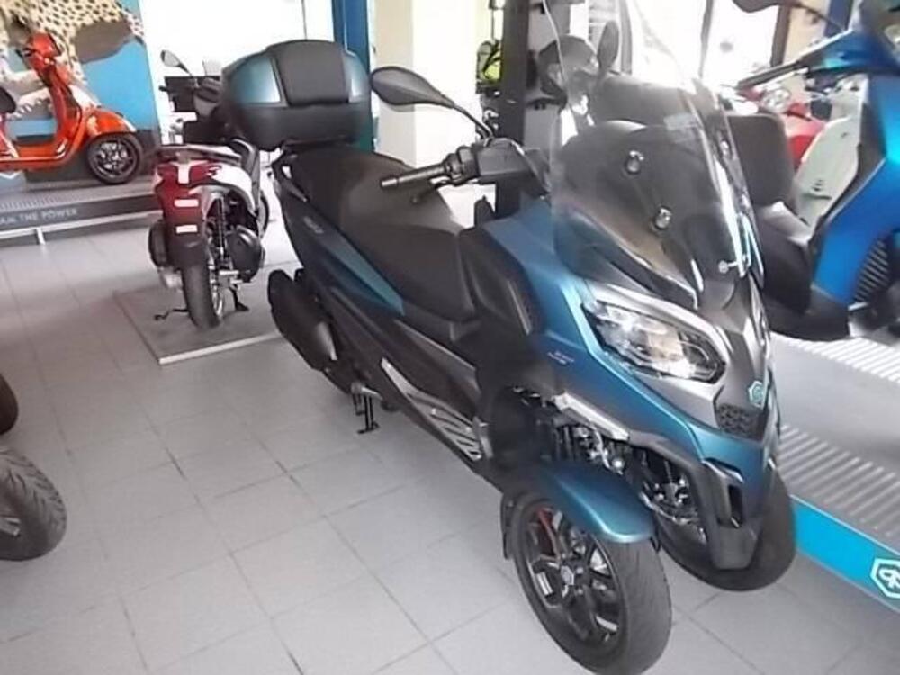 Piaggio MP3 530 ABS Hpe (2023 - 24) (2)