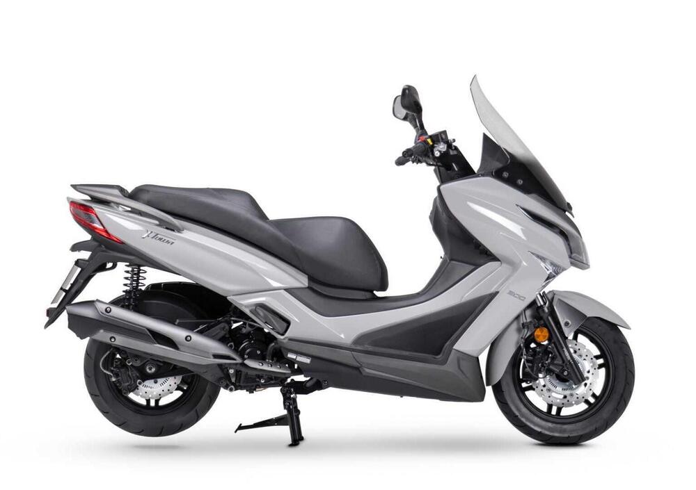 Kymco X-Town 300i (2021 - 24) (2)