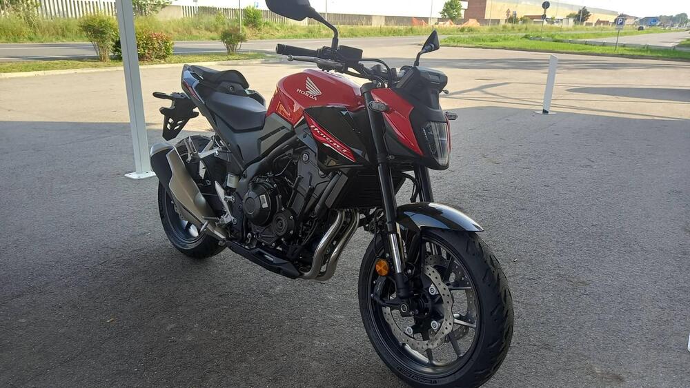 Honda CB 500 Hornet (2024)