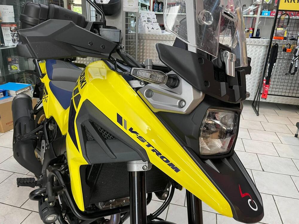 Suzuki V-Strom 1050XT (2020 - 23) (2)