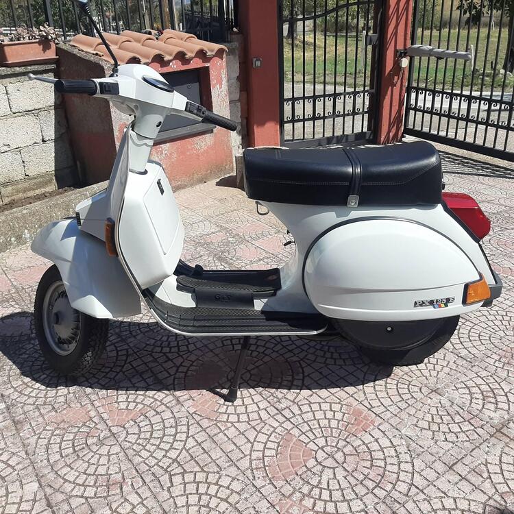 Piaggio Vespa px 125 e (5)