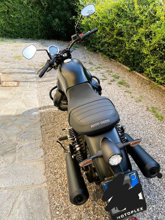 Moto Guzzi V7 850 Stone Special Abs (2021) (5)