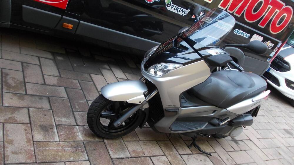 Yamaha X-Max 250 (2007 - 09) (2)