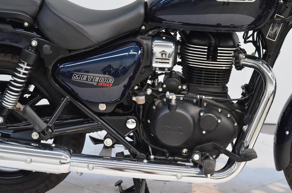 Royal Enfield Meteor 350 Stellar (2021 - 24) (3)