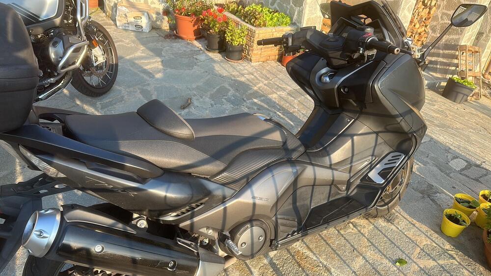 Yamaha T-Max 530 (2015 - 16)