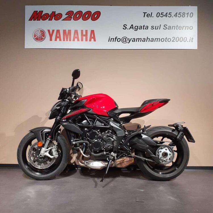 MV Agusta Brutale 800 Rosso (2021 - 23) (3)