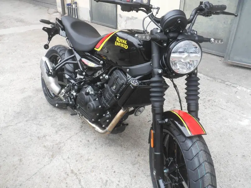 Royal Enfield Guerrilla 450 (2024 - 26) (7)