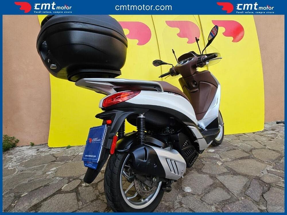 Piaggio Medley 125 ABS (2016 - 19) (4)