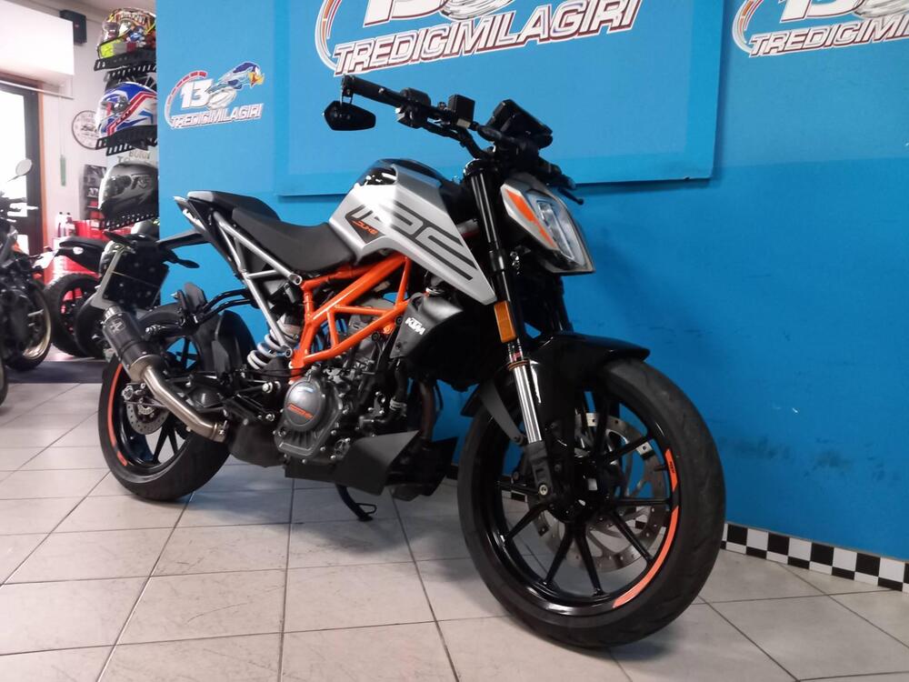 KTM 125 Duke (2021 - 23) (2)