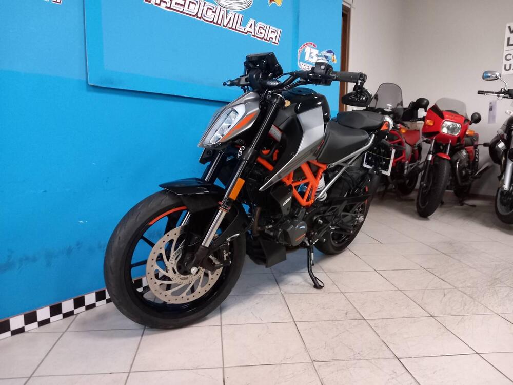 KTM 125 Duke (2021 - 23) (5)