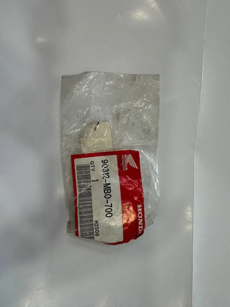 TAPPO DESTRO FORCELLONE HONDA (2)