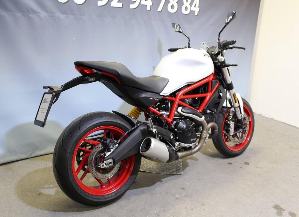 Ducati Monster 797 Plus (2019) (5)