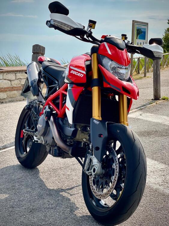 Ducati Hypermotard 950 SP (2022 - 24) (2)