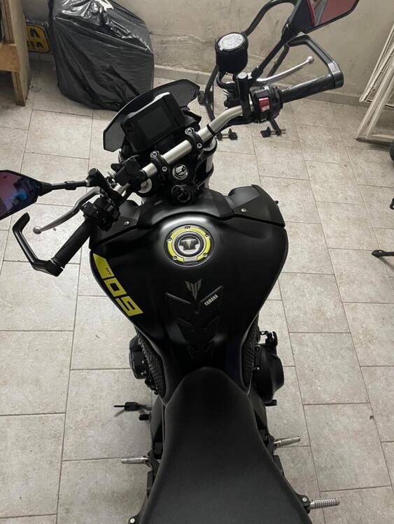 Yamaha MT-09 (2021 - 23) (5)