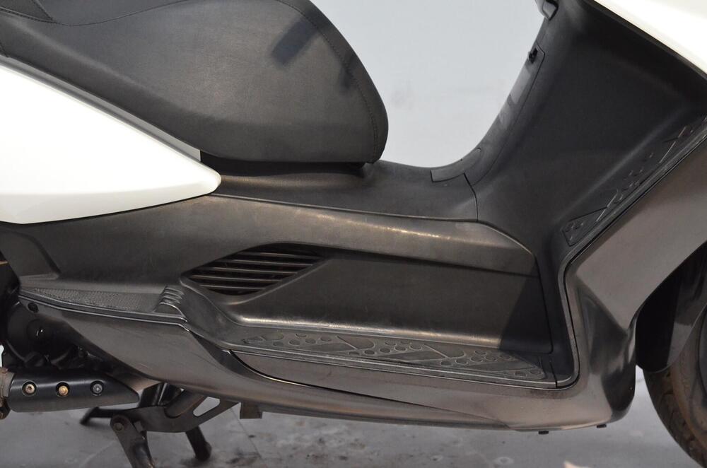 Kymco Downtown 300i ABS (2009 - 17) (3)