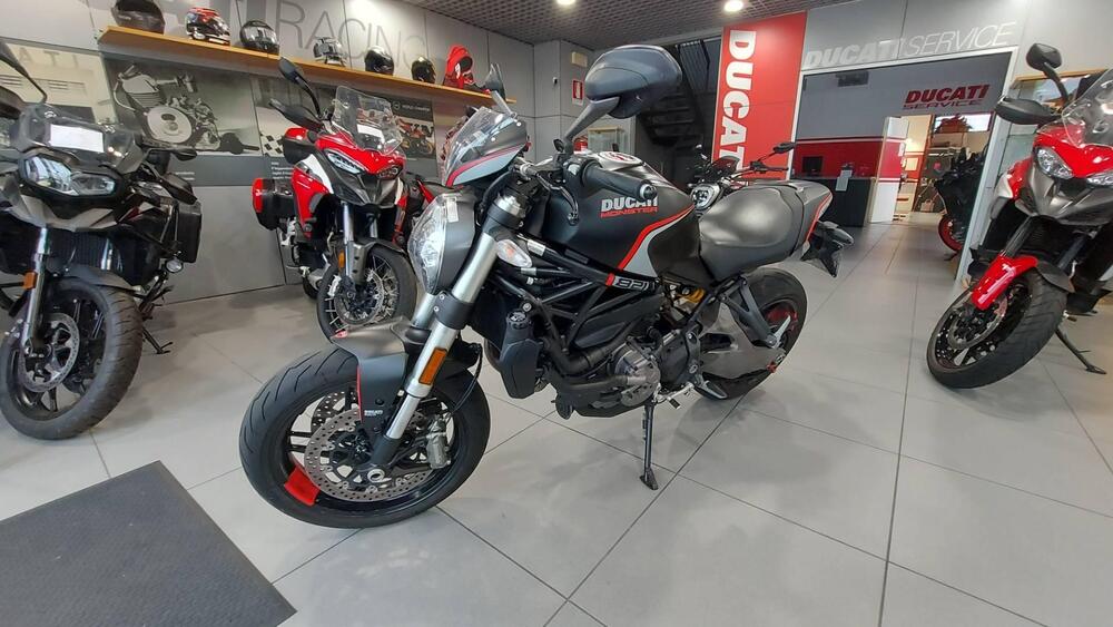 Ducati Monster 821 Stealth (2019 - 20) (3)