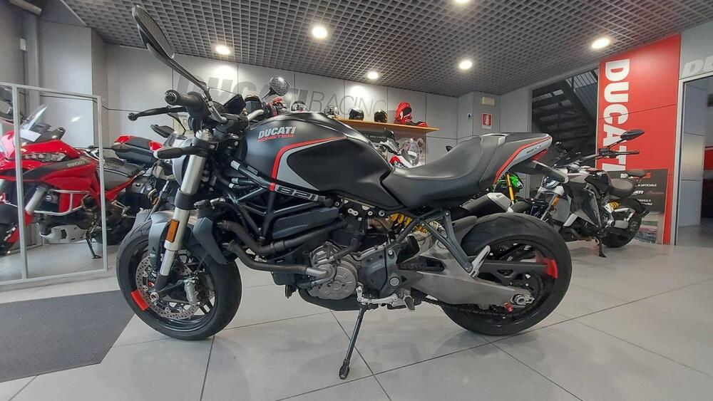 Ducati Monster 821 Stealth (2019 - 20) (4)