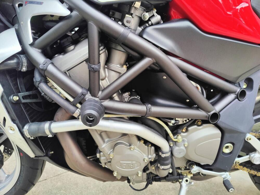 MV Agusta Brutale 910 S (2005 - 11) (4)