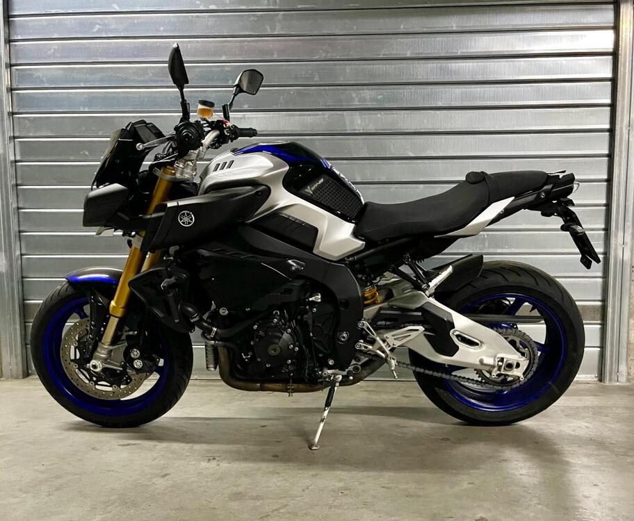 Yamaha MT-10 SP (2017 - 20) (2)