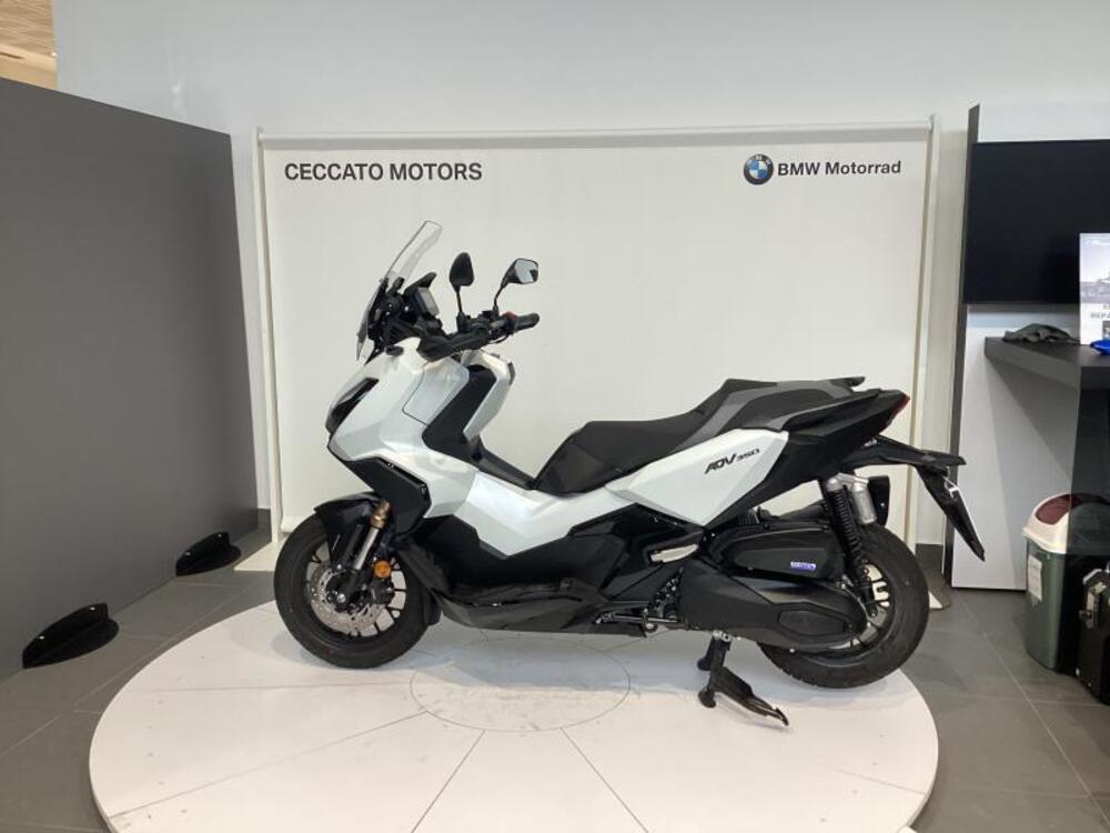 Honda ADV 350 (2022 - 24) (4)