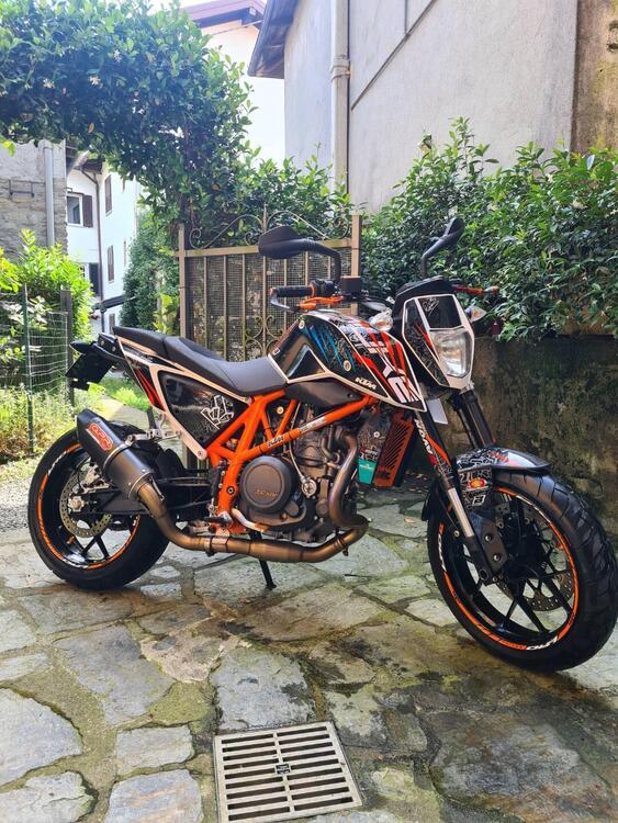 KTM 690 Duke R (2010 - 15)