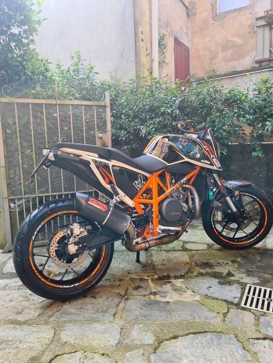 KTM 690 Duke R (2010 - 15) (4)