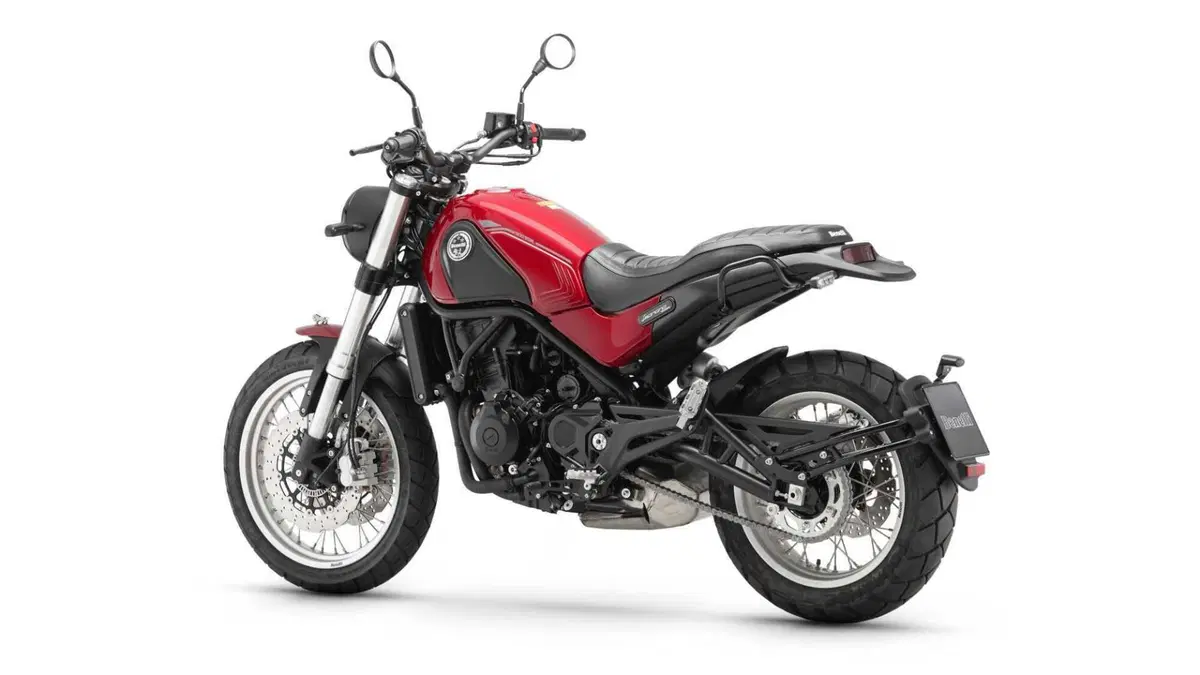 Benelli Leoncino 500 Leoncino 500 Trail (2021 - 26) (4)